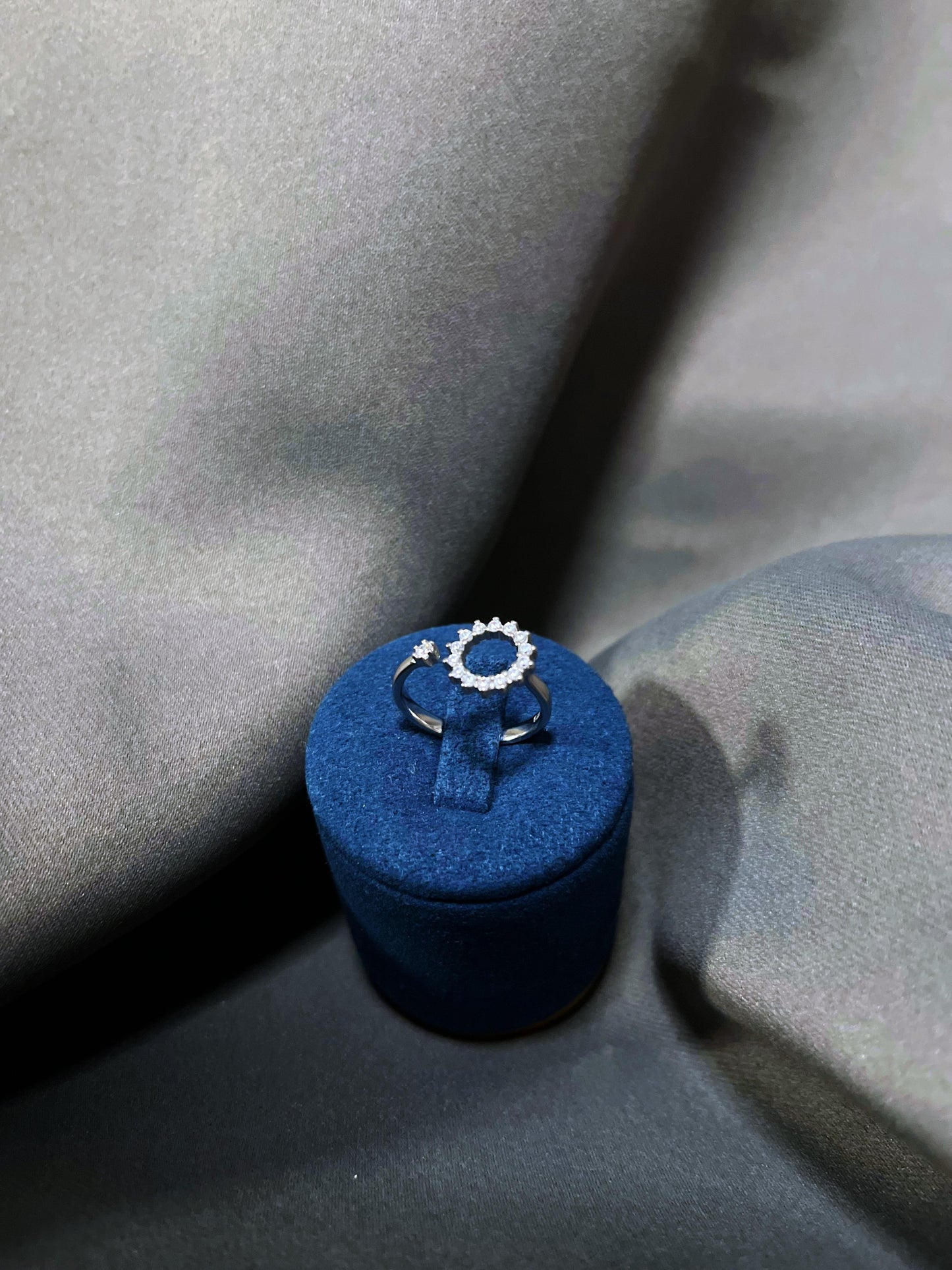 Funkelndes Zahnrad Ring