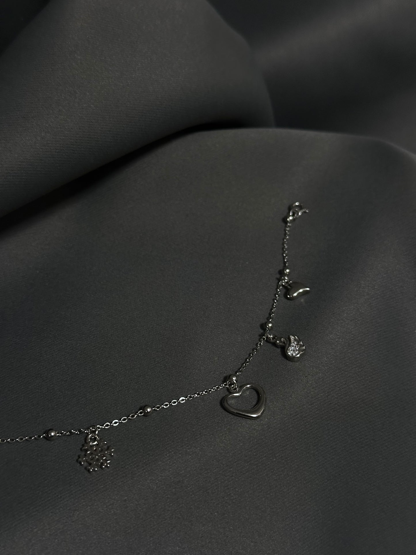Funkelnde Muster & Herzen Armband