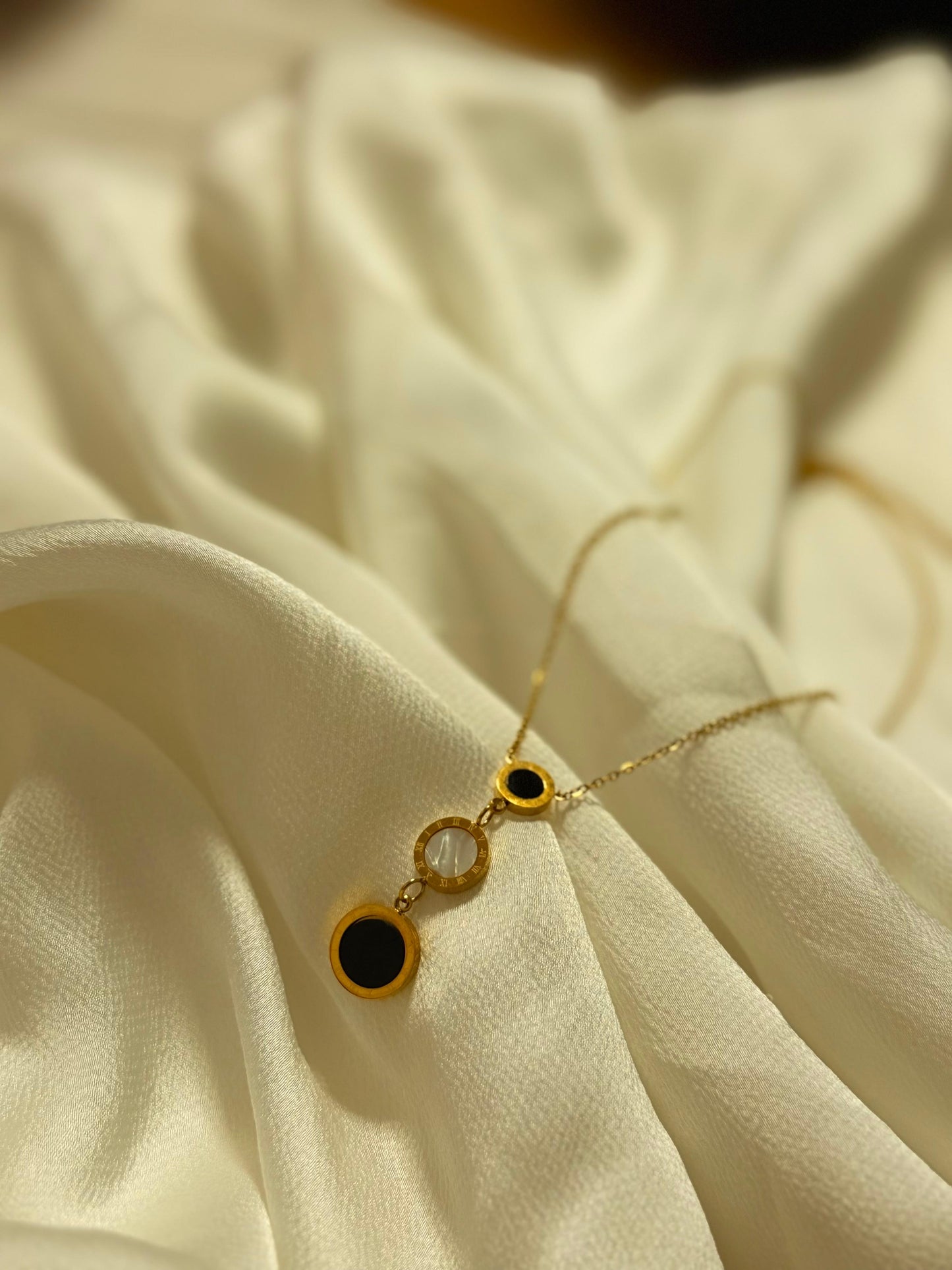 Dreier Perlmutt Kette